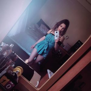 Meet your Posher, Becky